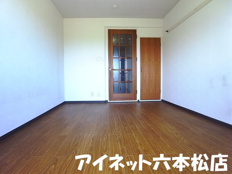 居室・リビング　広々としたリビングです。