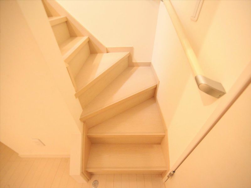 その他　お部屋に階段あり