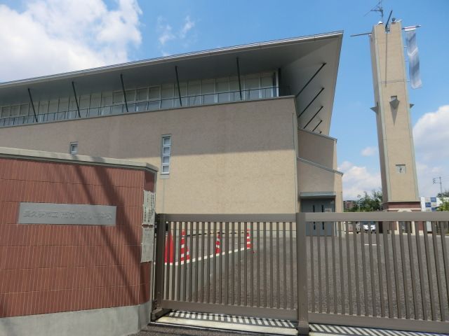 小学校　長久手市立市が洞小学校（小学校）まで262m