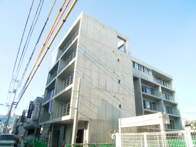 建物外観　現況を優先します。（撮影時期：2005年9月）