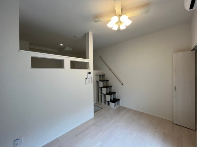 居室・リビング　同シリーズ物件のモデルルームになります※現況優先