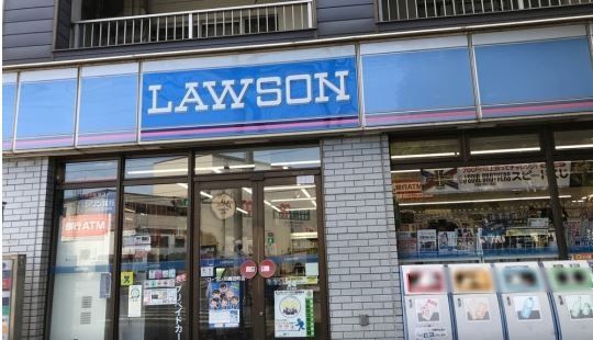 コンビニ　ローソン川崎田町店（コンビニ）まで90m