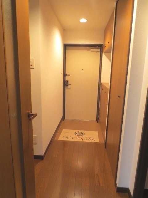 玄関　落ち着いた玄関です