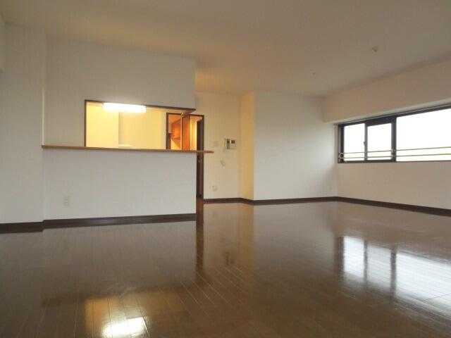 居室・リビング　使いやすい居間です