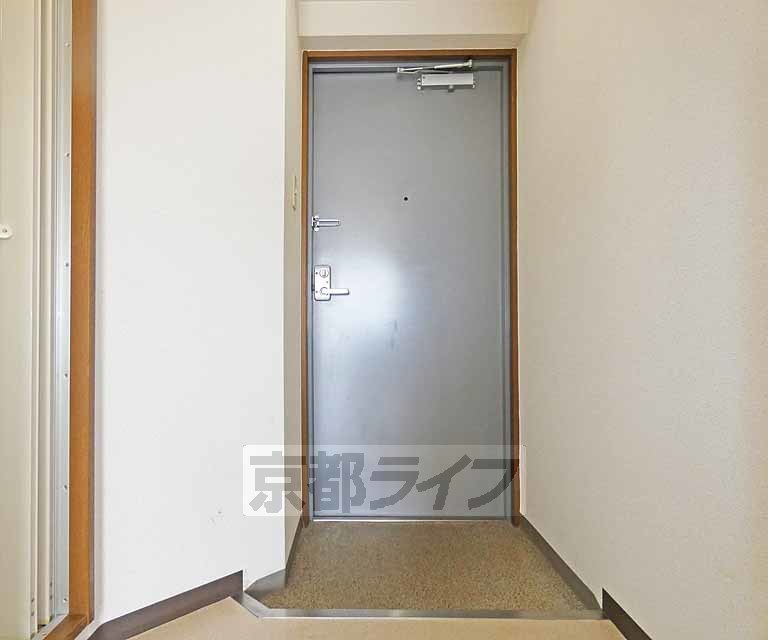 玄関　玄関です。