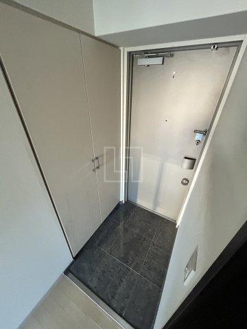 玄関　南堀江アパートメントグランデ　玄関スペース