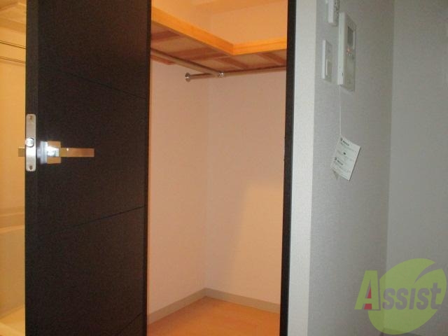 収納　ウォークインクローゼット