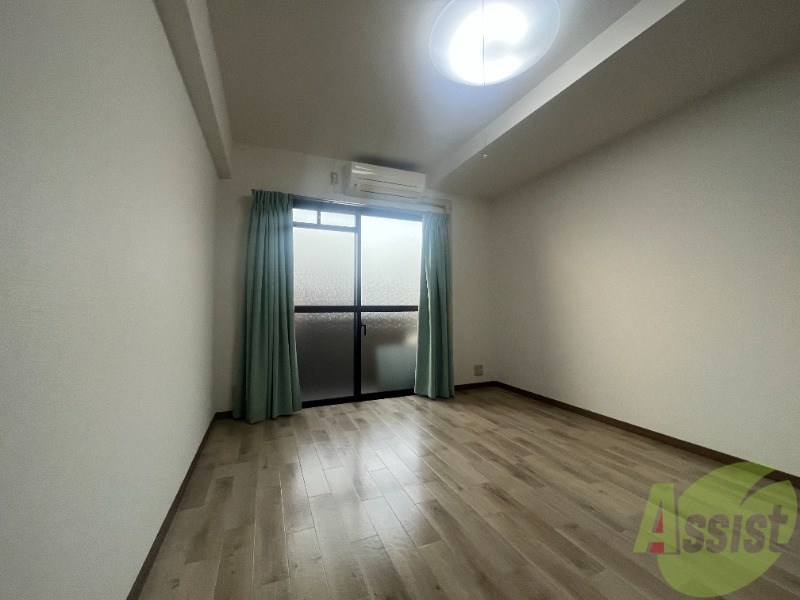 居室・リビング　モデルルームのお写真になります。