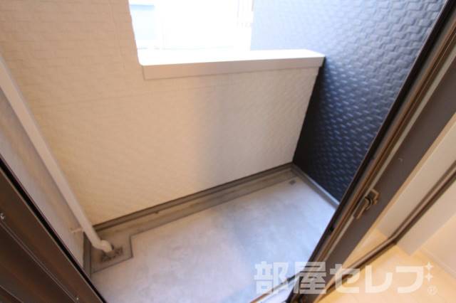 バルコニー　※１０３号室の写真を流用しています。