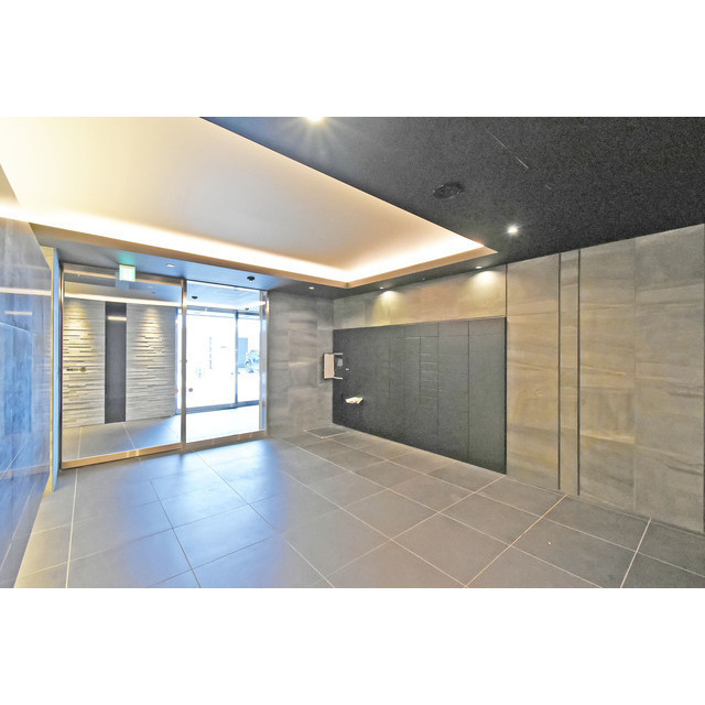 居室・リビング　こちらの居間で趣味の時間をお楽しみください