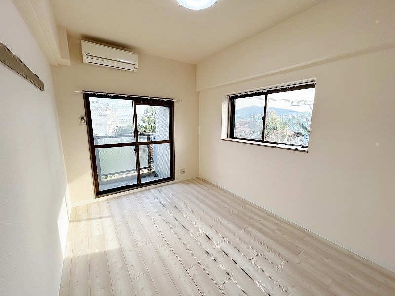 居室・リビング　★洋室7.5帖★(クロス現況優先)