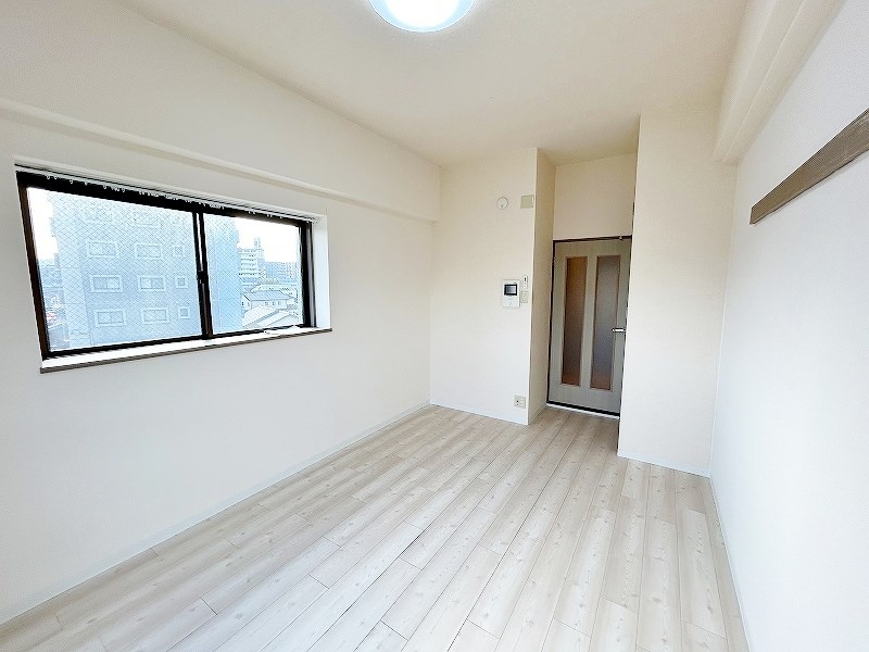 その他部屋・スペース　★洋室7.5帖★(クロス現況優先)