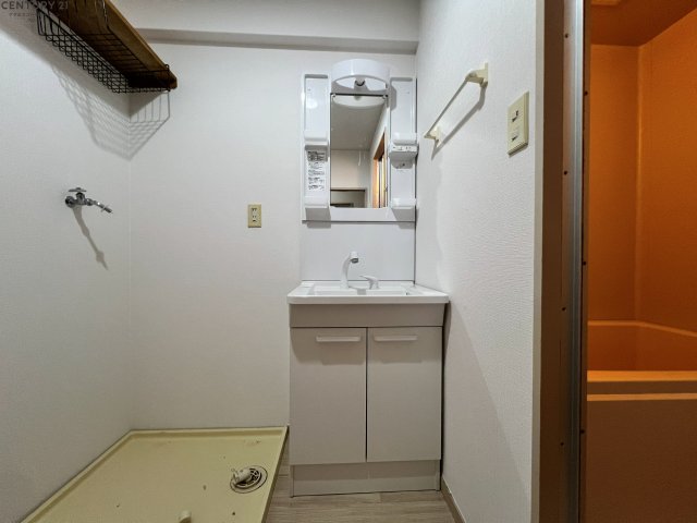 洗面設備　独立洗面台つき！