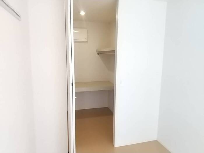 収納　ウォークインクローゼット付きです。