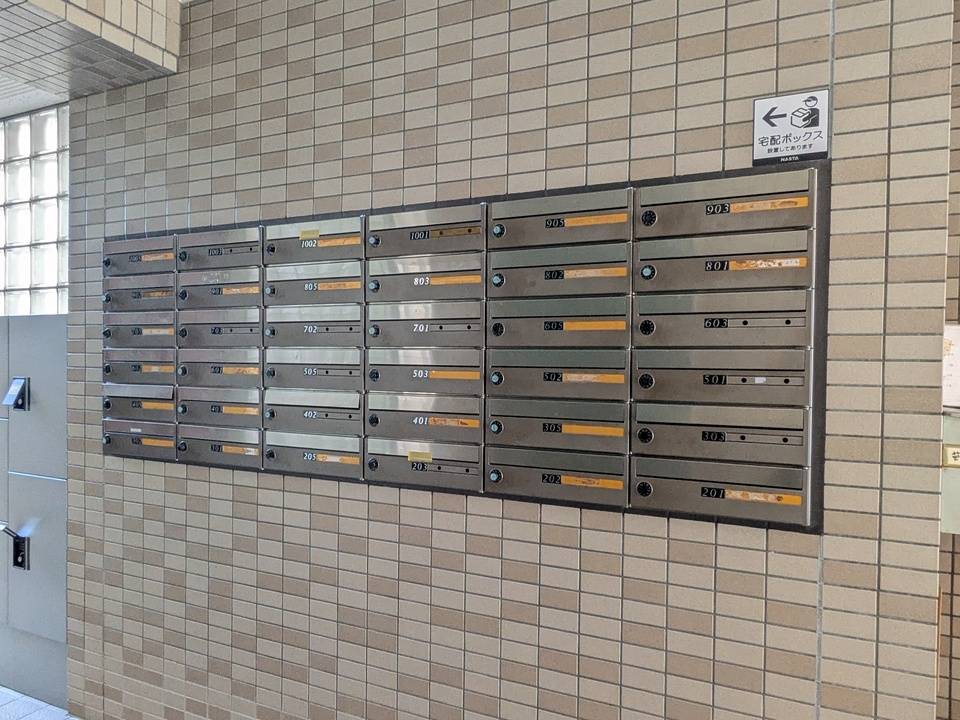 エントランス　メールBOX