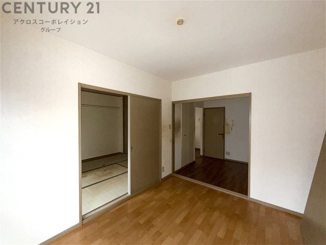 居室・リビング　角部屋住戸で過ごしやすくオススメです！