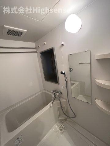 バス・シャワールーム　ゆったり過ごせるお風呂です