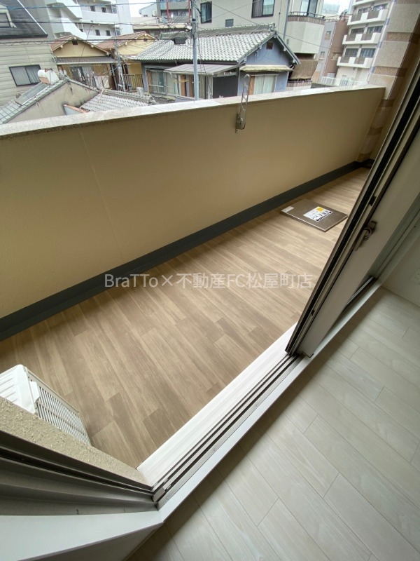 バルコニー　バルコニー
