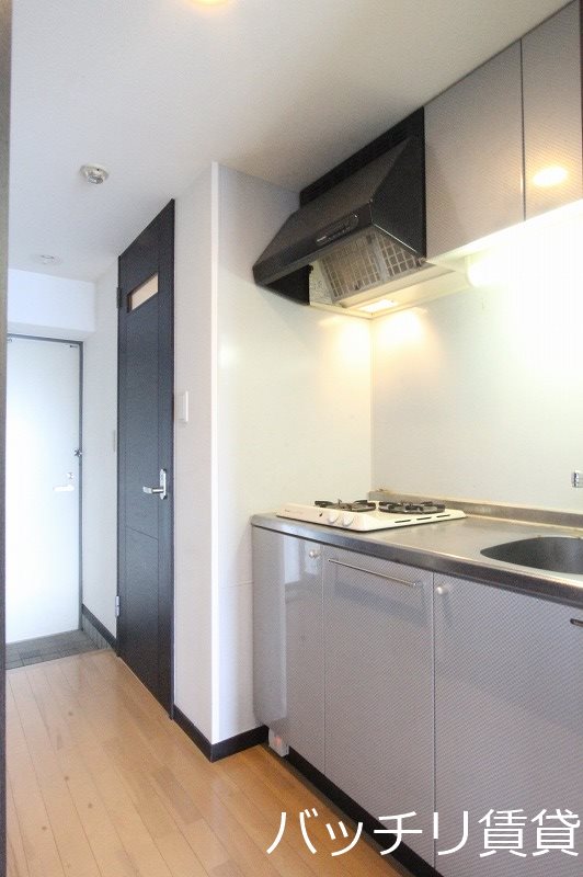 キッチン　画像は別号室写真の為、現状を優先いたします。