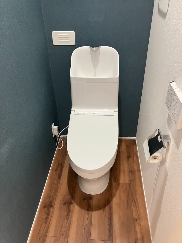 トイレ　嬉しい温水洗浄便座♪
