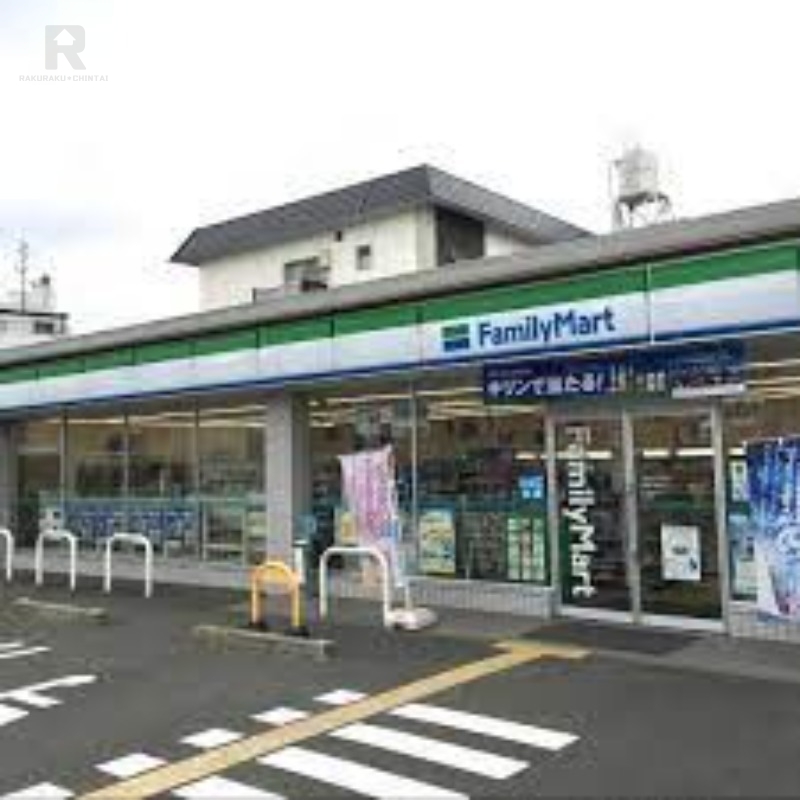 コンビニ　ファミリーマート楠葉中町店（コンビニ）まで470m