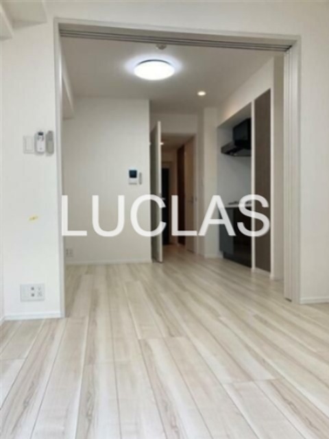 居室・リビング　白基調のくつろぎ空間♪