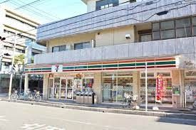 コンビニ　セブンイレブン浦安北栄3丁目店（コンビニ）まで120m