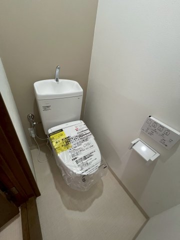 トイレ　トイレもきれいです