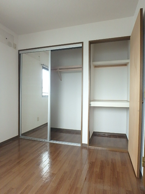 収納　図面と現状に相違がある場合には現状を優先