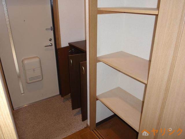 玄関　玄関（イメージ）