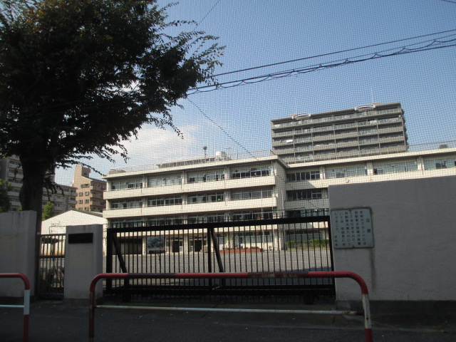 小学校　横浜市立南吉田小学校（小学校）まで391m