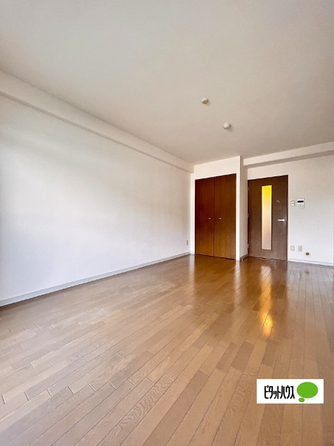 居室・リビング　２０７　同一タイプ