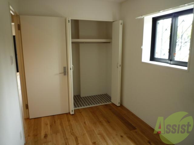 収納　大きなクローゼットで収納力たっぷりですよ