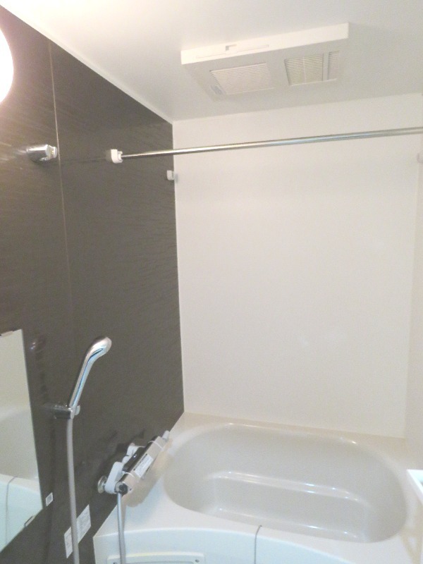 バス・シャワールーム　浴室乾燥機あります