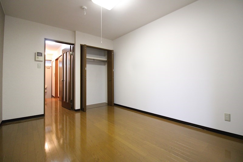 居室・リビング　明るいお部屋です。