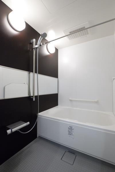 バス・シャワールーム　バス※別部屋参考写真