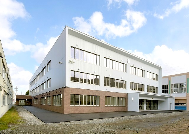 小学校　札幌市立東白石小学校（小学校）まで520m