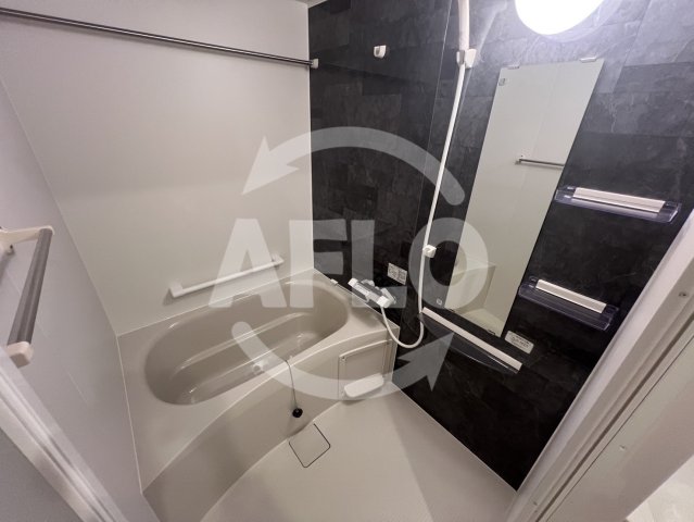 バス・シャワールーム　クローバー・グランツ弁天町　浴室