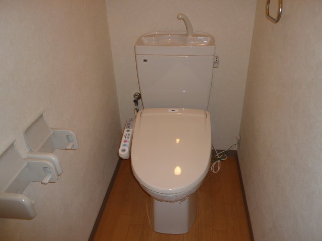 トイレ　トイレ