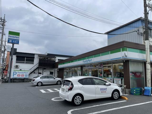 コンビニ　セブンイレブン（コンビニ）まで528m