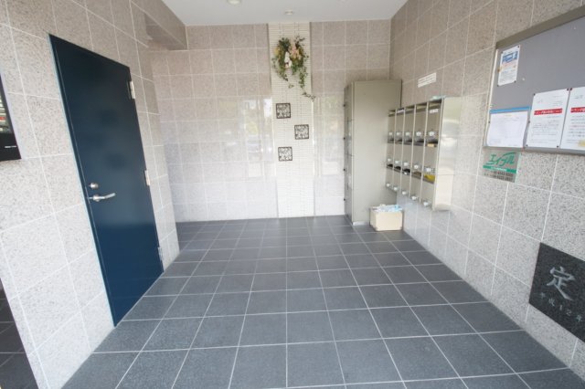 ロビー　落ち着いたロビーです