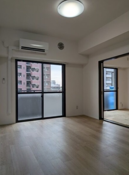 居室・リビング　（写真は同物件イメージです。）