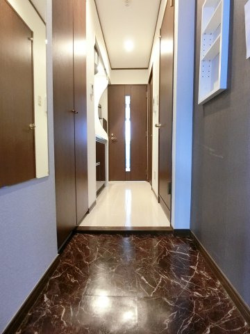 玄関　詳細は、RISUMO江坂本店→06-6155-7137まで♪