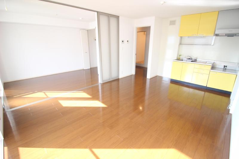 居室・リビング　１　リビング11.5帖