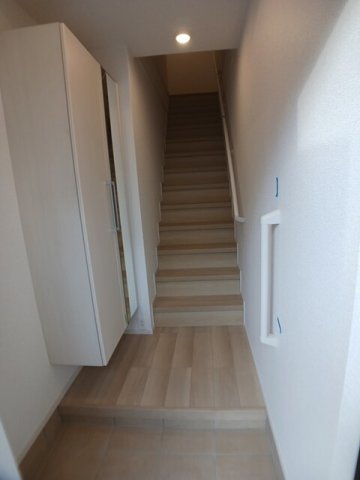 玄関　落ち着いた玄関です
