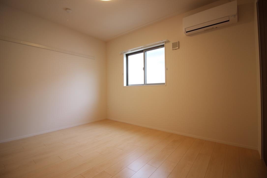 その他部屋・スペース　エアコン付きの寝室