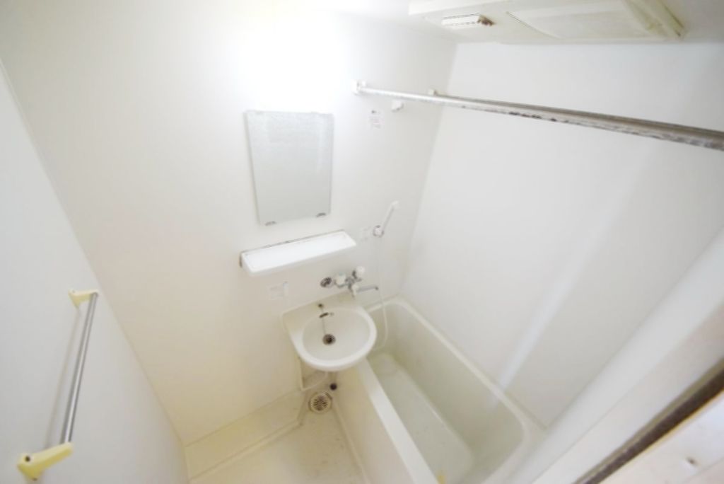 バス・シャワールーム　バス