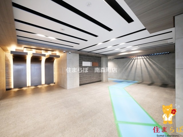 エントランス　共用部の印象も大切に