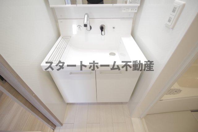 洗面設備　脱衣スペースもあります