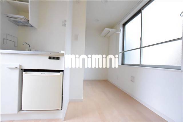 居室・リビング　日も入ります！